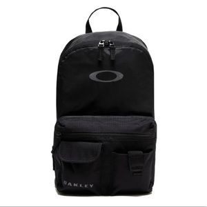 Oakley packable backpack 2.0